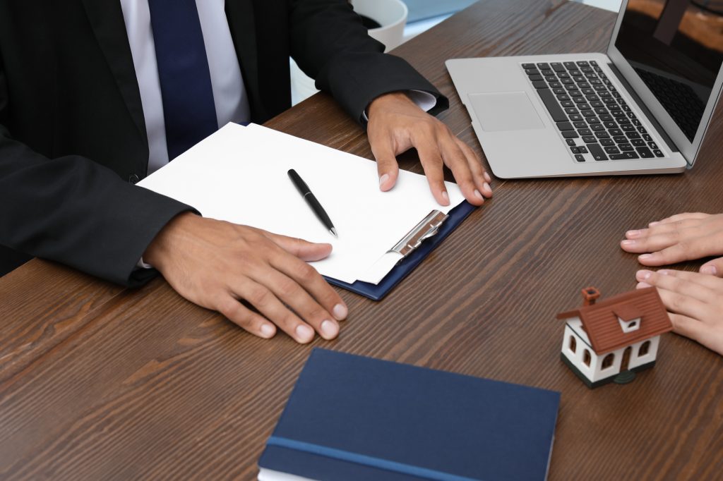 welche-unterlagen-werden-immobilienverkauf-benoetigt
