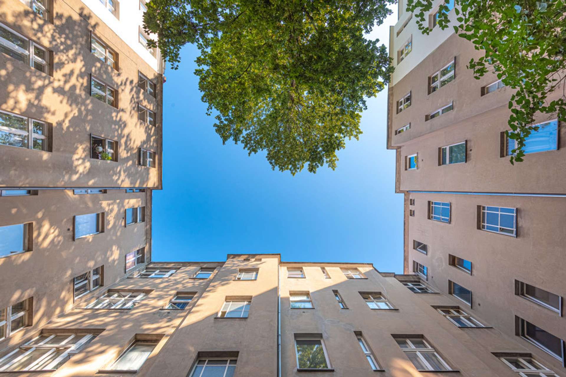 Innenhof Schillerpromenade