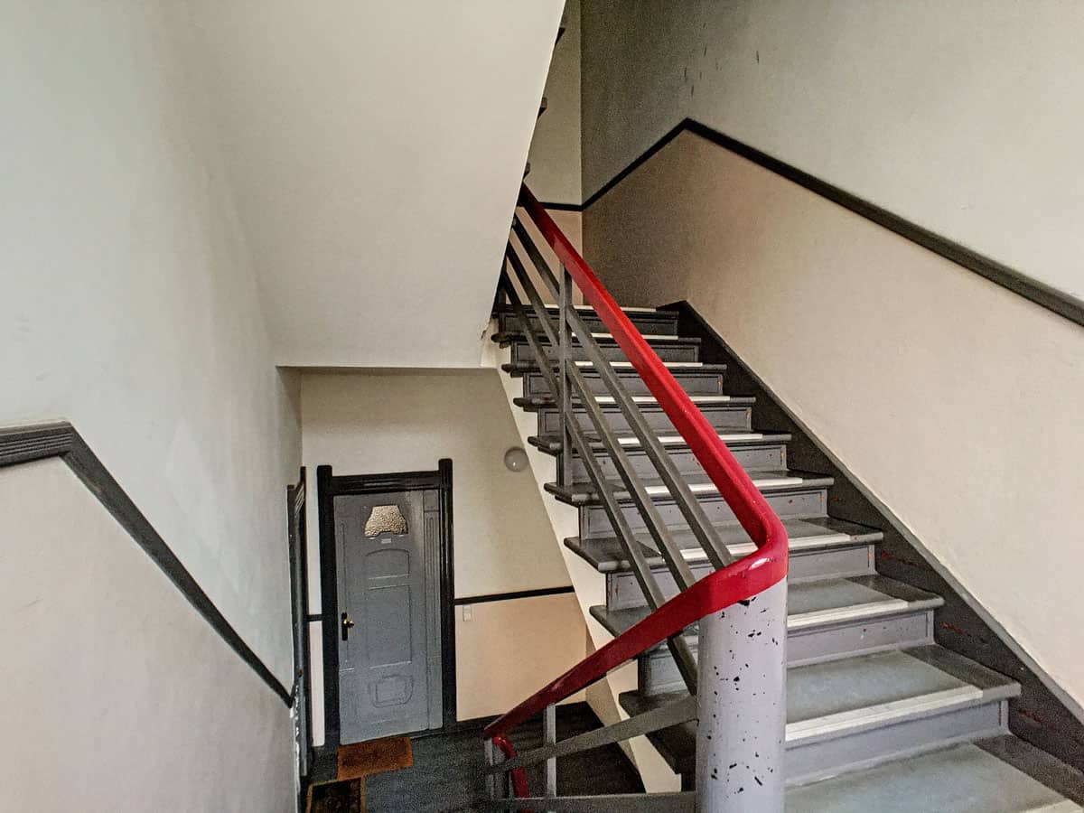 Simon-Dach-Straße-treppenhaus